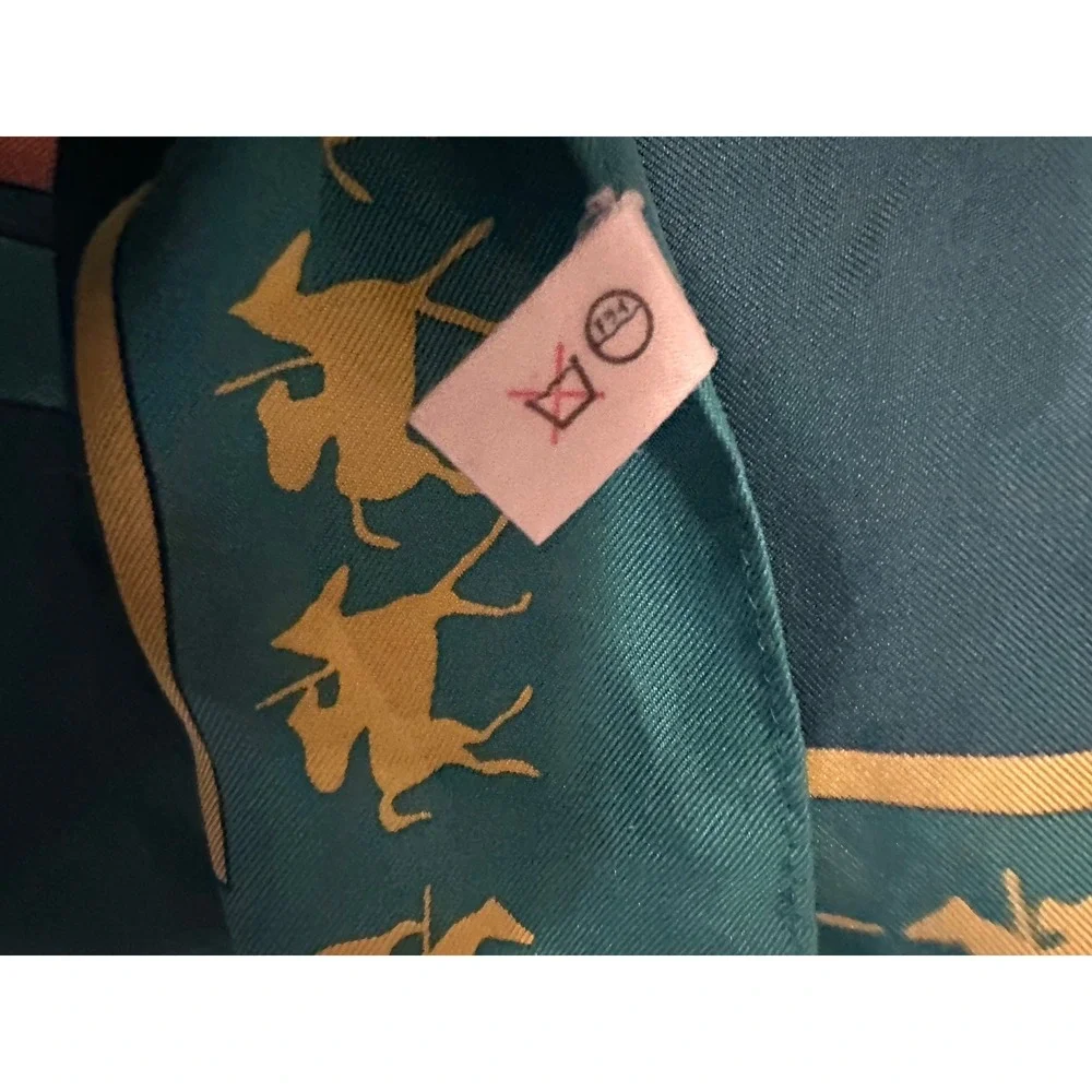 Vintage 100% Silk Horse Racing Scarf Vega 1993 Japanese Filly Champion